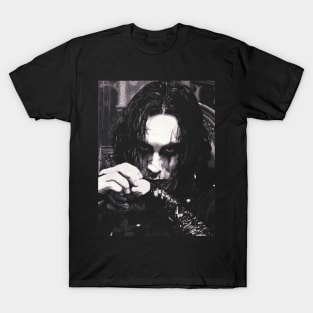 Eric Draven Portrait - The Crow T-Shirt